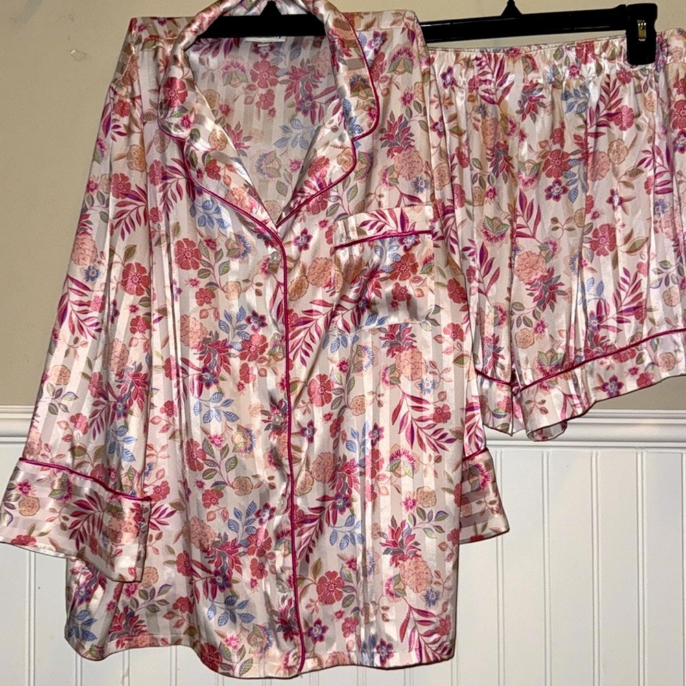 Floral Satin Pajama Set - Pink and Cream